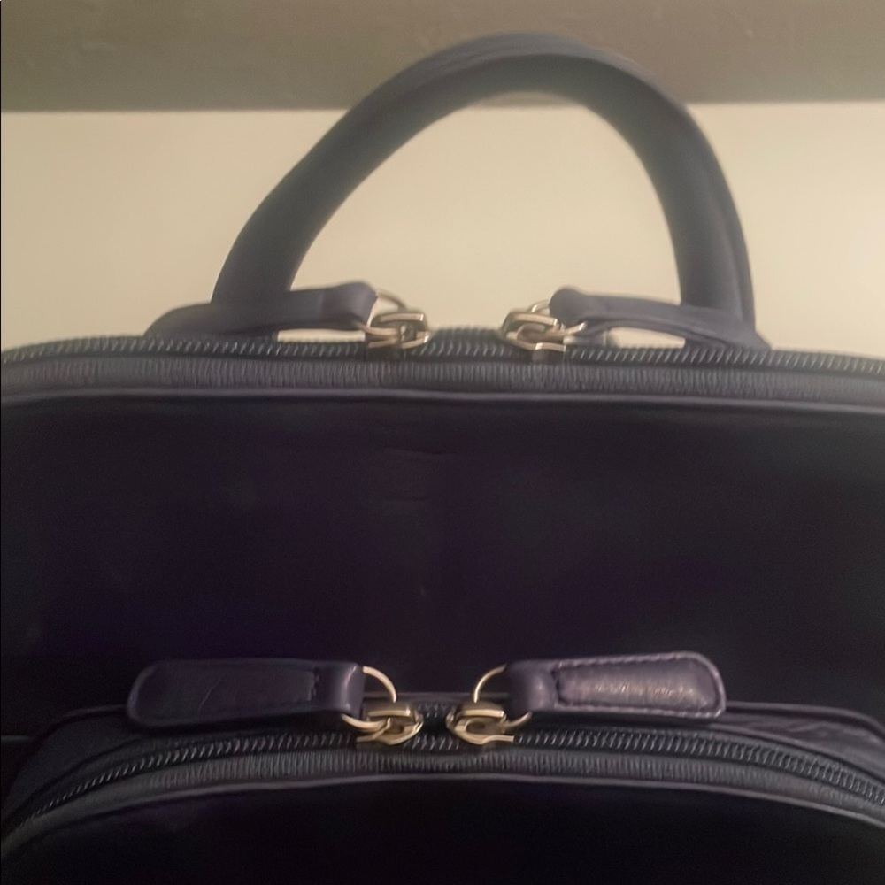 Osgoode Marley RFID Organizer Backpack - Picture 9 of 16